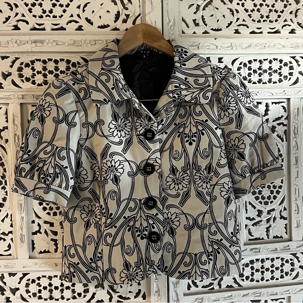 Floral Black and White Blazer